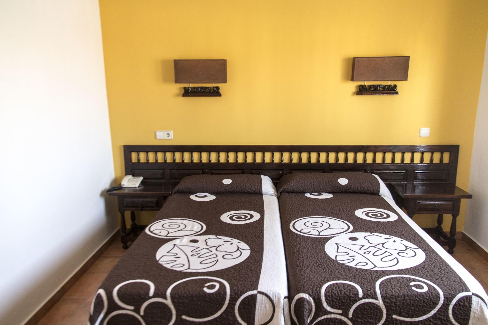 Hospedium Hotel Juan II Toro Luaran gambar