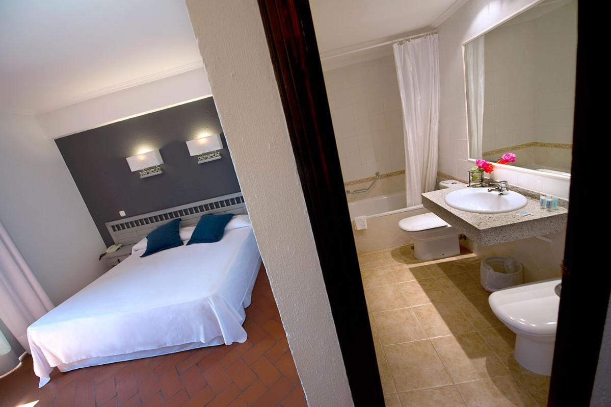 Hospedium Hotel Juan II Toro Luaran gambar
